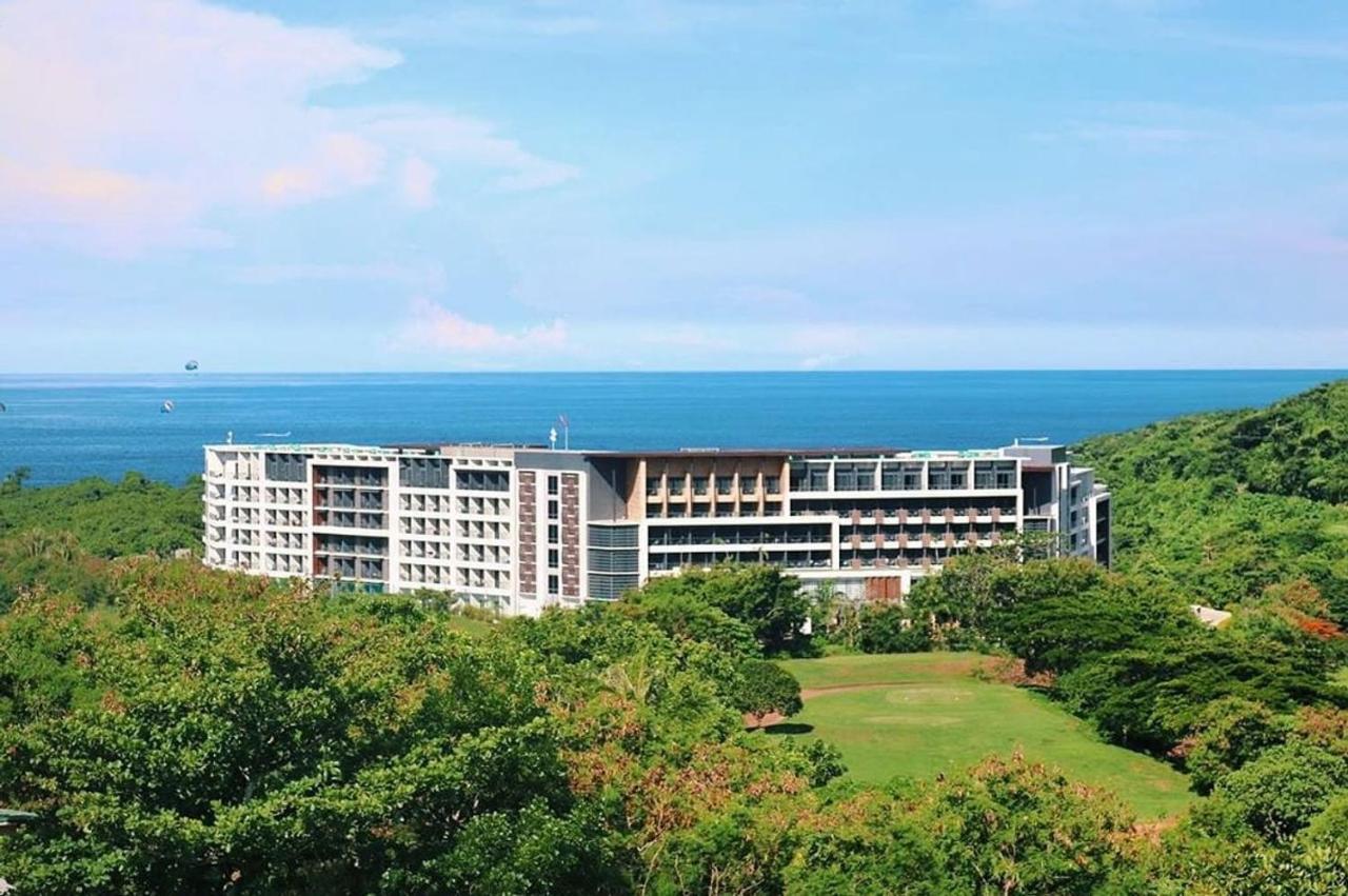 Savoy Hotel Boracay Newcoast Yapak Exterior photo