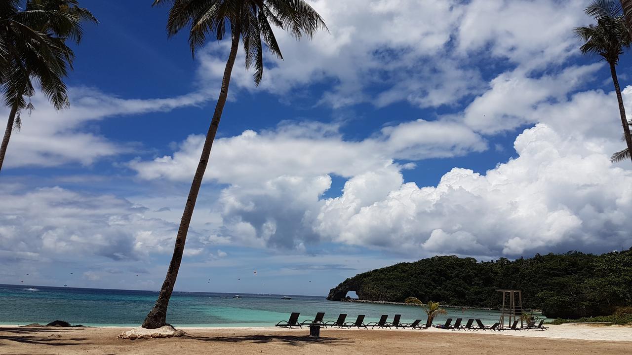 Savoy Hotel Boracay Newcoast Yapak Exterior photo